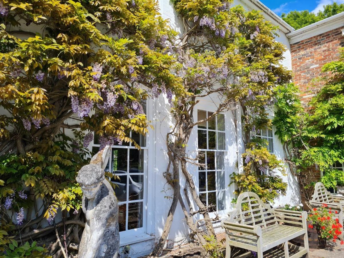 Powdermills Country House Hotel バトル エクステリア 写真