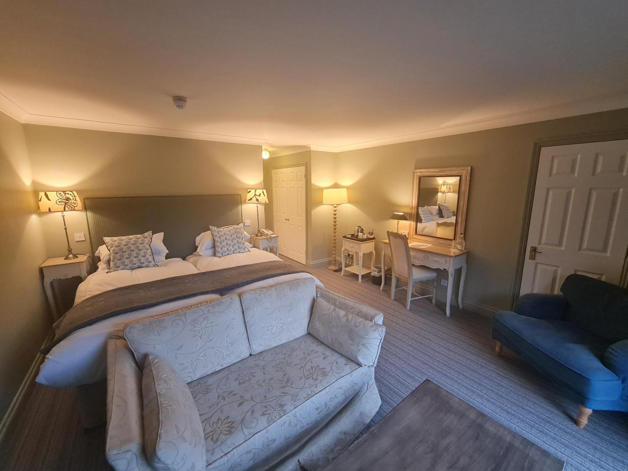 Powdermills Country House Hotel バトル エクステリア 写真
