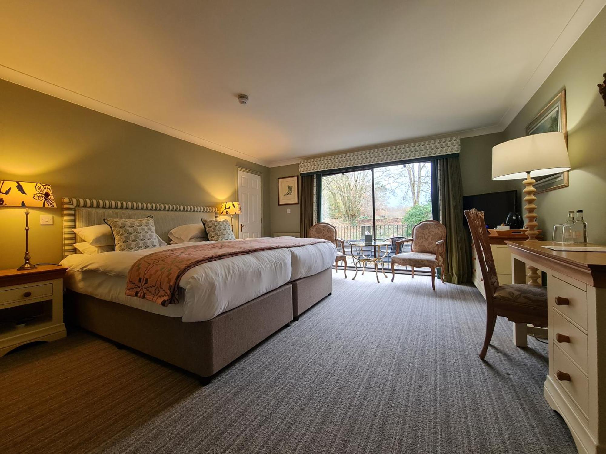 Powdermills Country House Hotel バトル エクステリア 写真