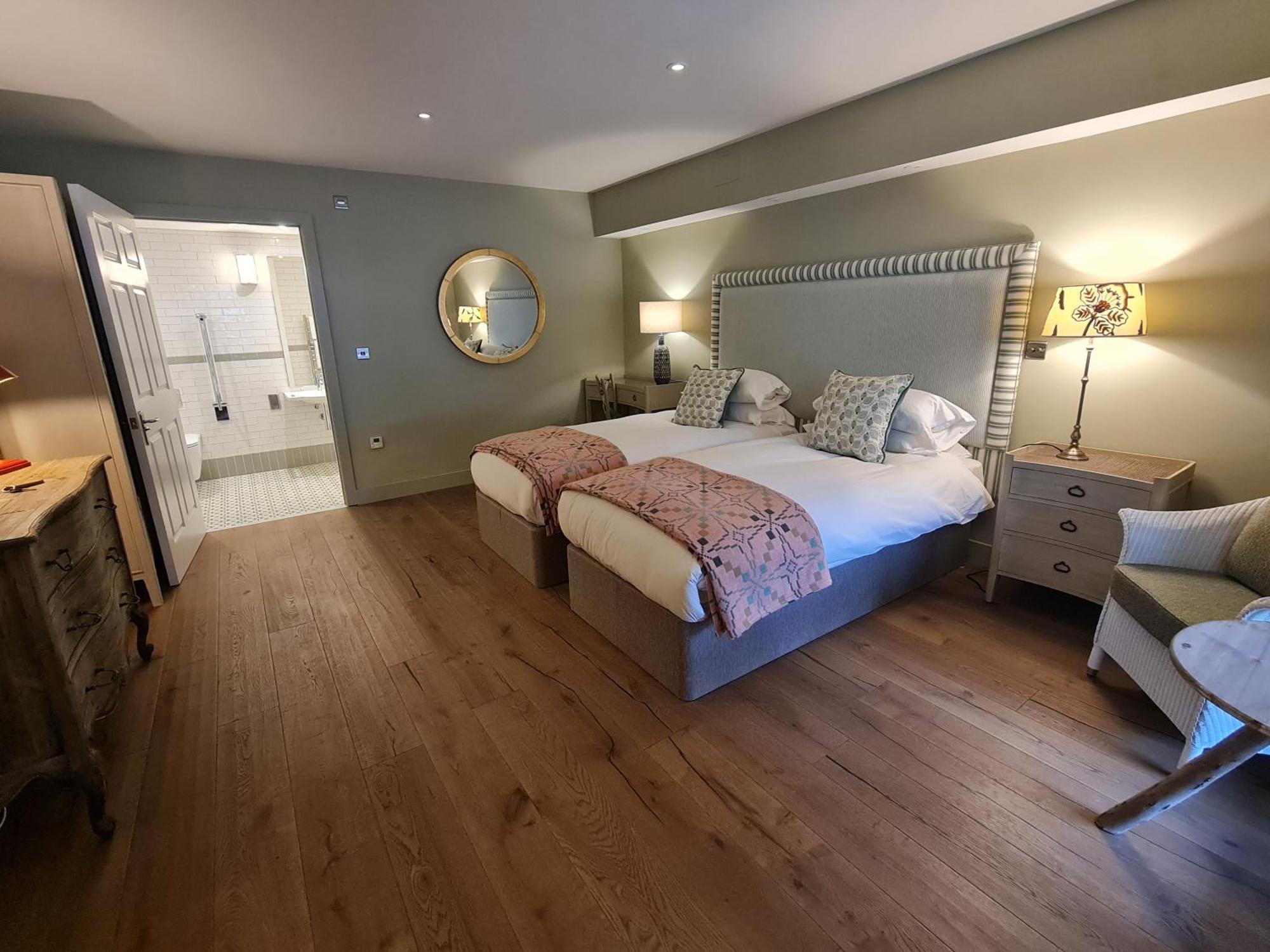Powdermills Country House Hotel バトル エクステリア 写真
