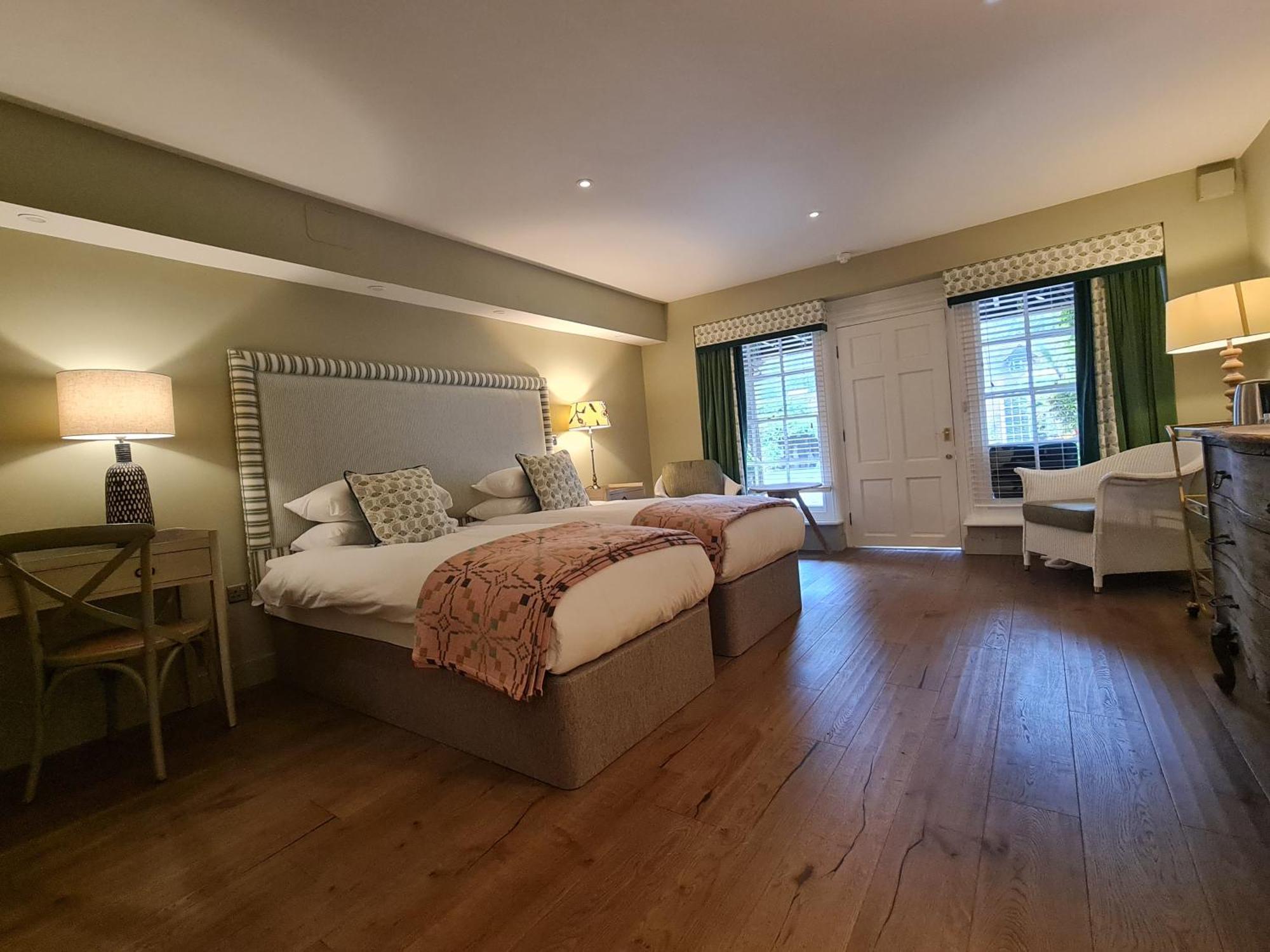 Powdermills Country House Hotel バトル エクステリア 写真