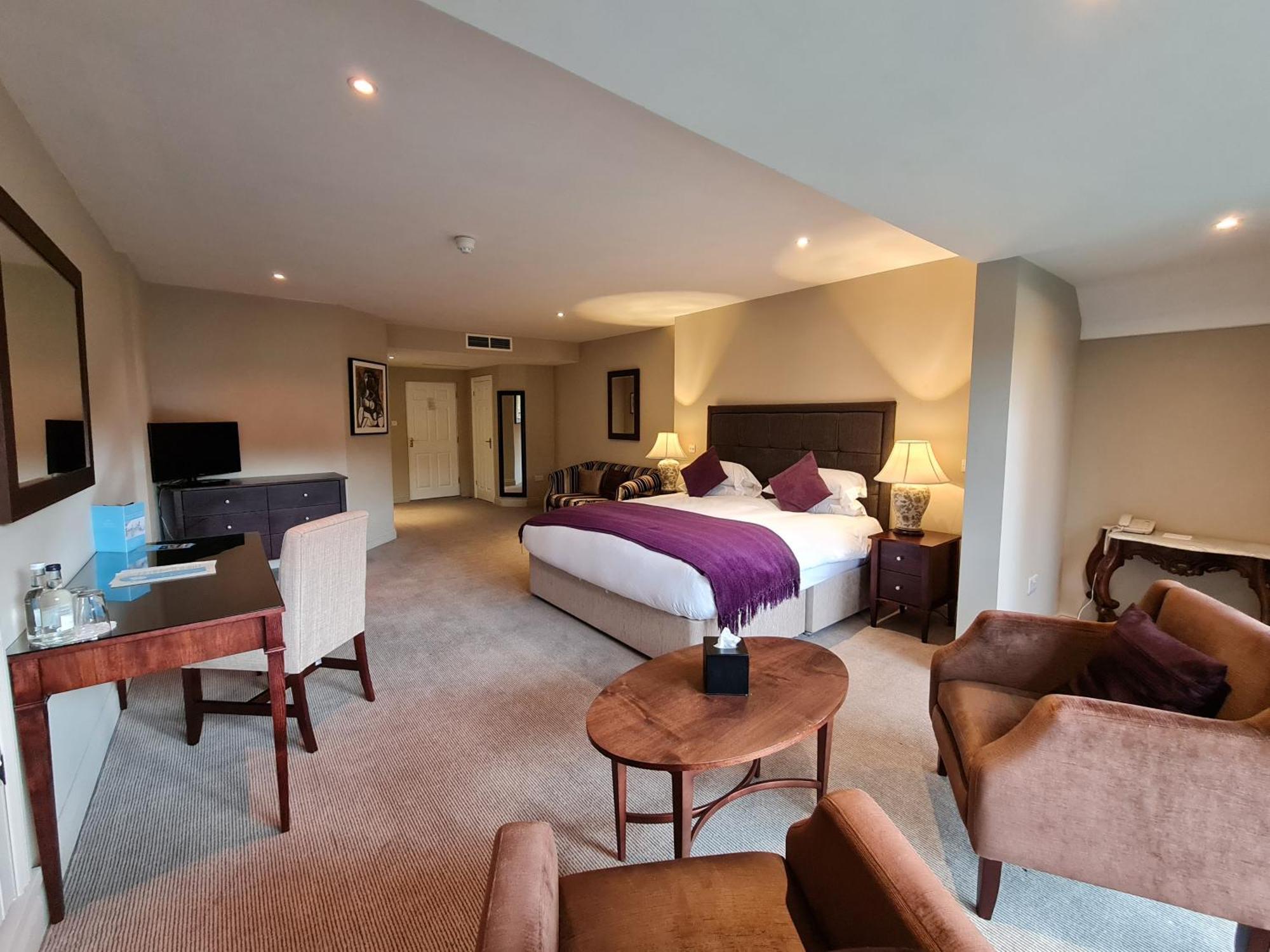 Powdermills Country House Hotel バトル エクステリア 写真