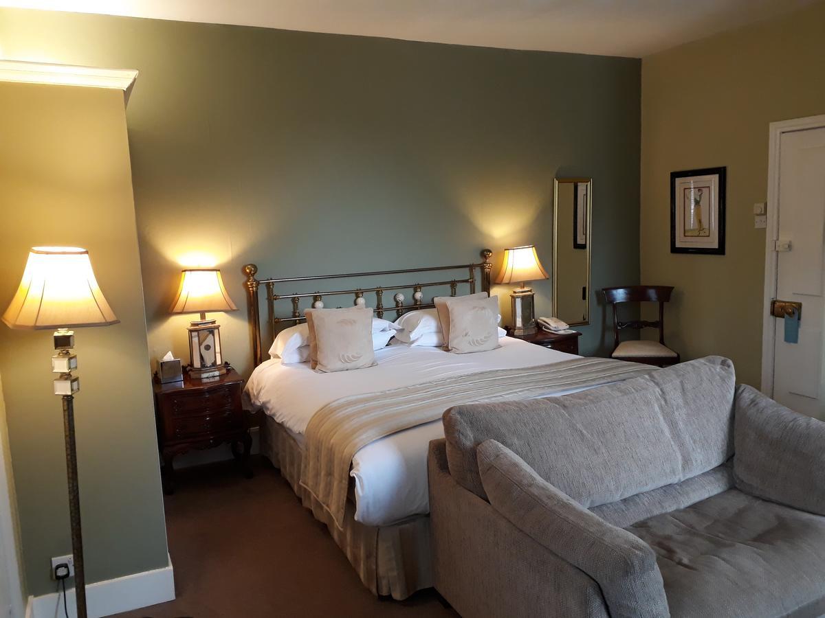 Powdermills Country House Hotel バトル エクステリア 写真