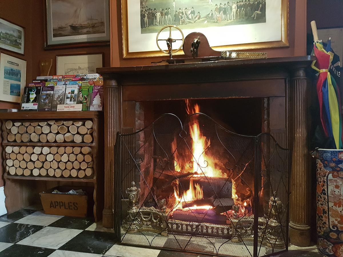 Powdermills Country House Hotel バトル エクステリア 写真